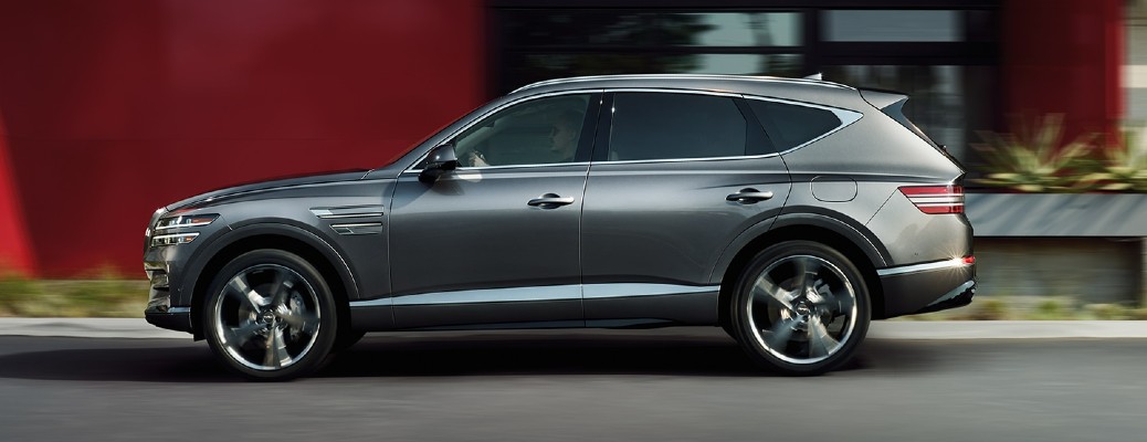 A side view of the 2022 Lexus GV80