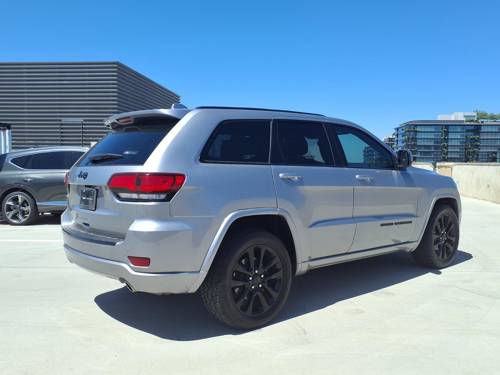 2018 Jeep Grand Cherokee LARE