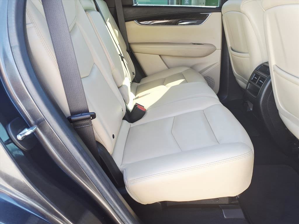 2017 Cadillac XT5 BASE