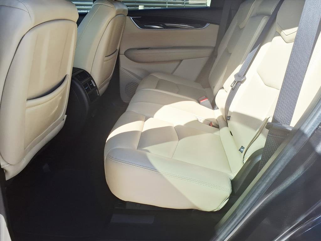 2017 Cadillac XT5 BASE