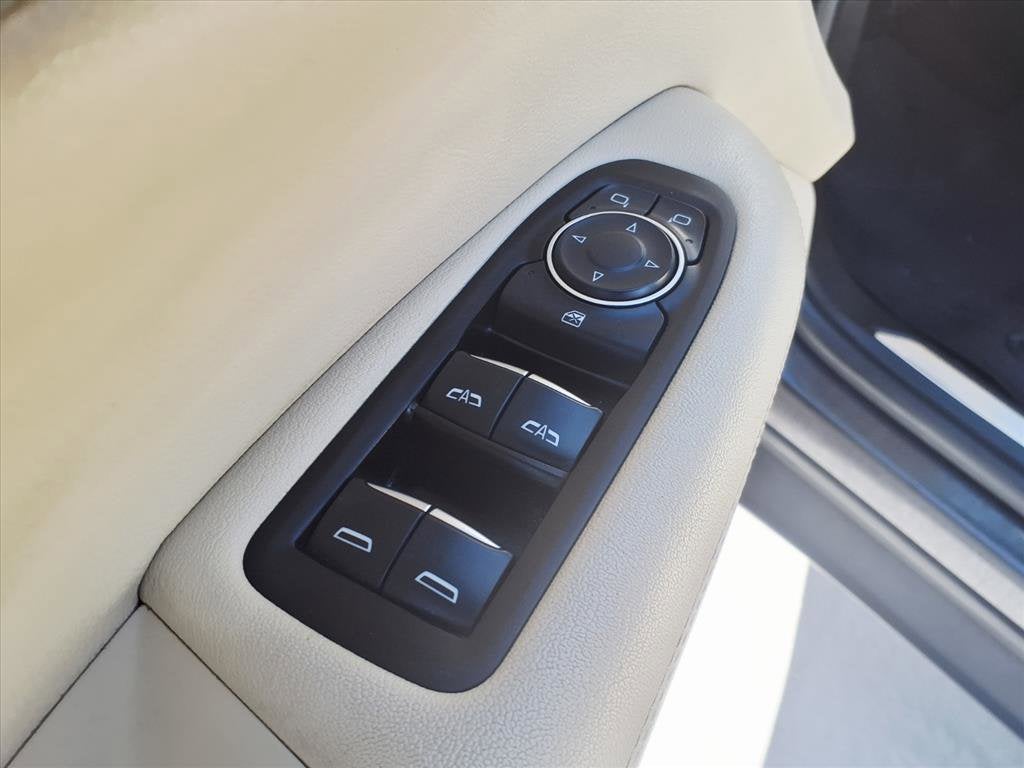 2017 Cadillac XT5 BASE