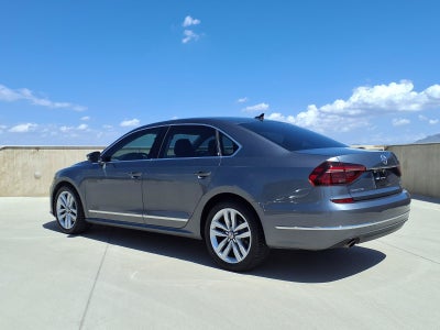 2017 Volkswagen Passat 1.8T SEL Premium