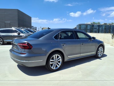 2017 Volkswagen Passat 1.8T SEL Premium