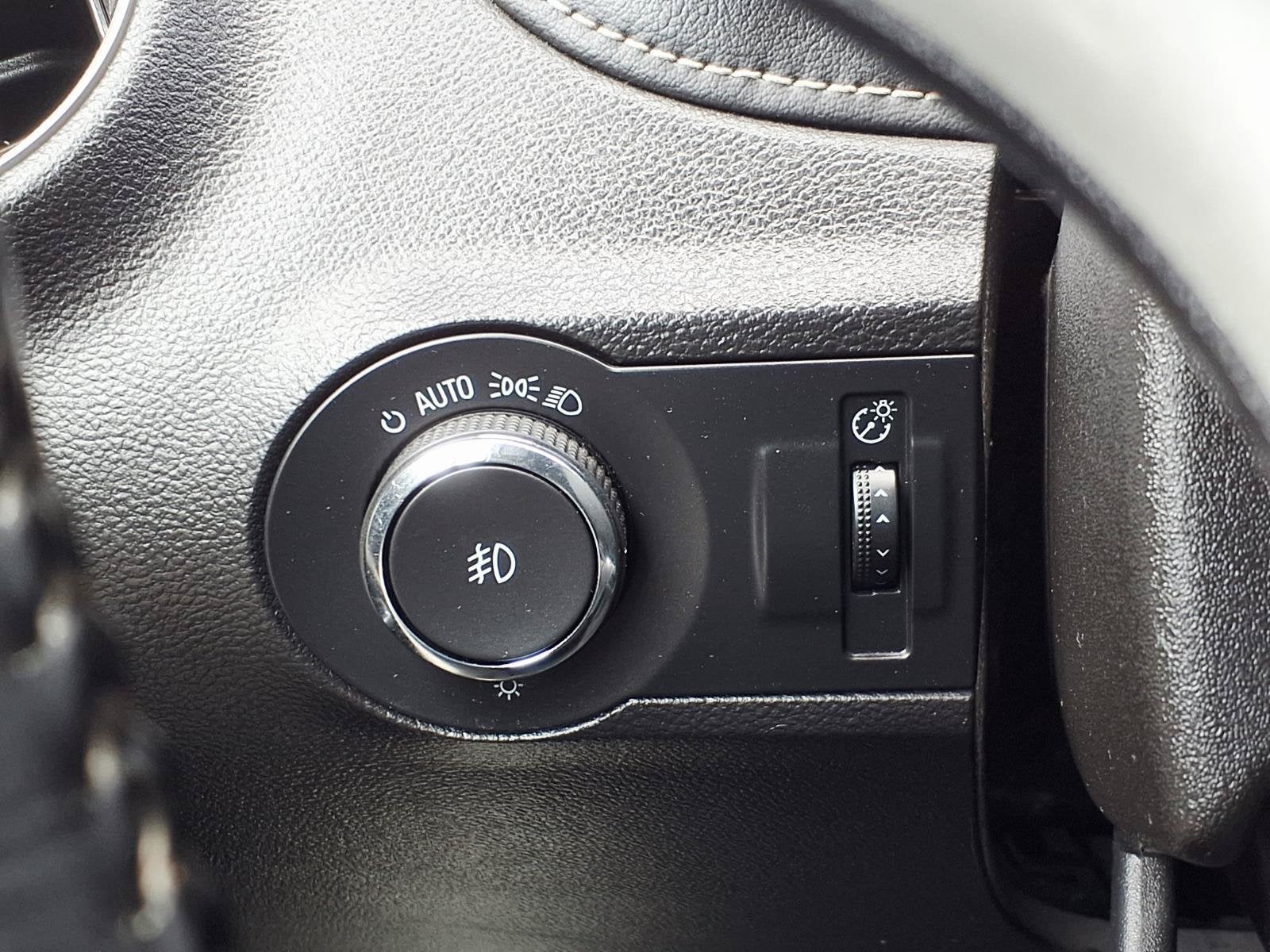 2015 Chevrolet Camaro 1LT