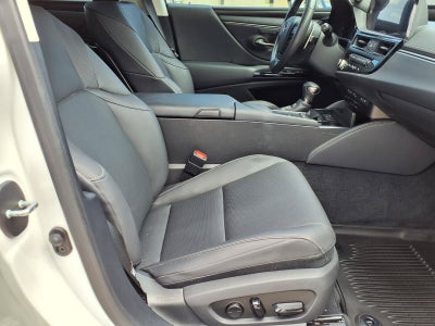 2022 Lexus ES BASE