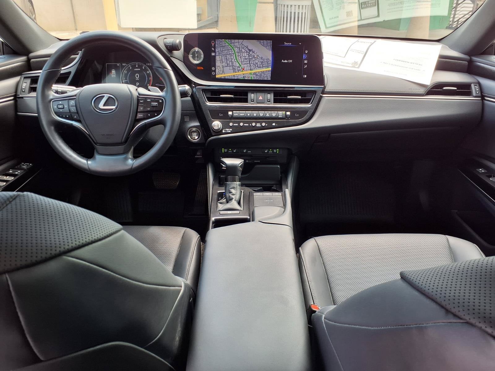 2022 Lexus ES BASE