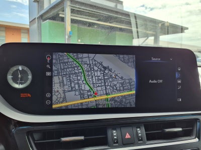 2022 Lexus ES BASE