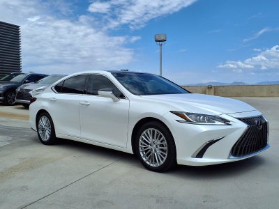 2022 Lexus ES BASE