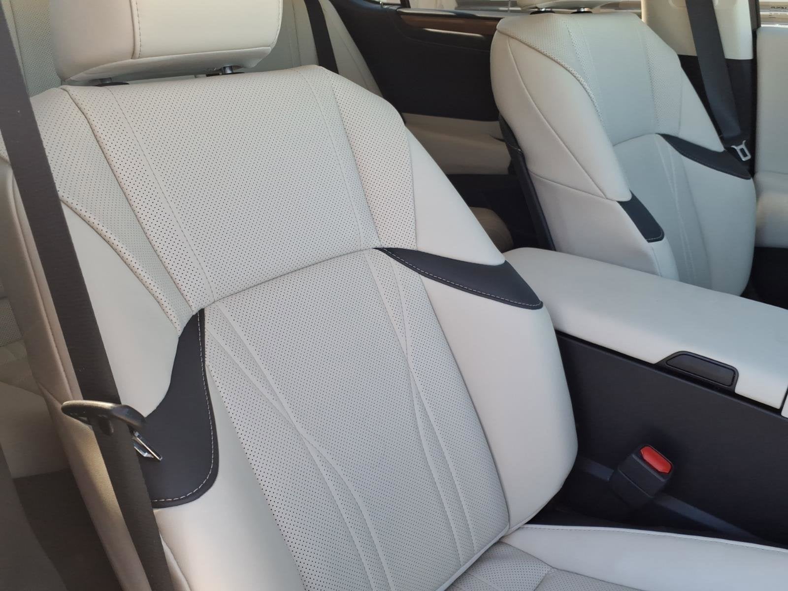 2025 Lexus ES ES 300h Luxury