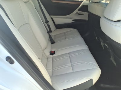 2025 Lexus ES ES 300h Luxury