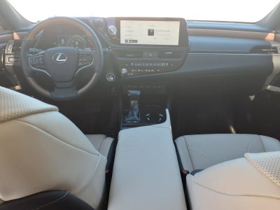 2025 Lexus ES ES 300h Luxury