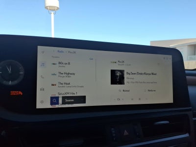 2025 Lexus ES ES 300h Luxury