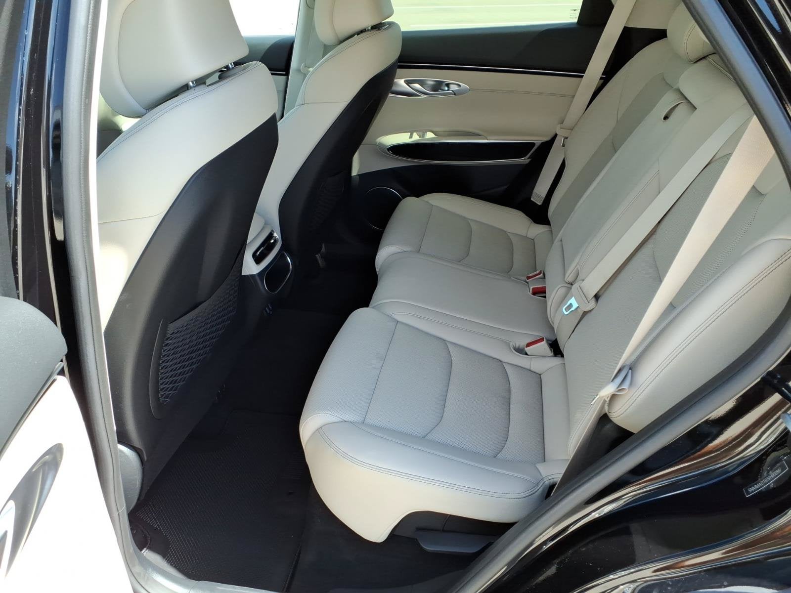 2024 Genesis GV70 2.5T