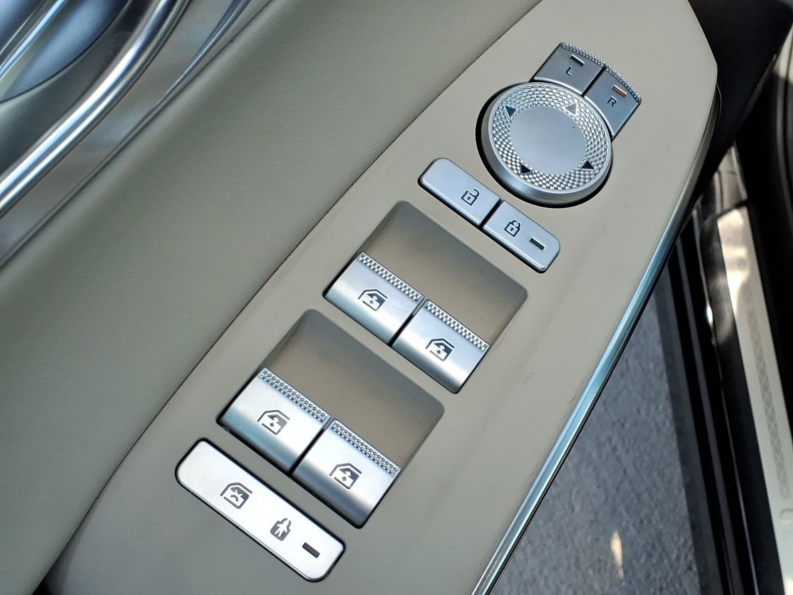 2024 Genesis GV70 2.5T