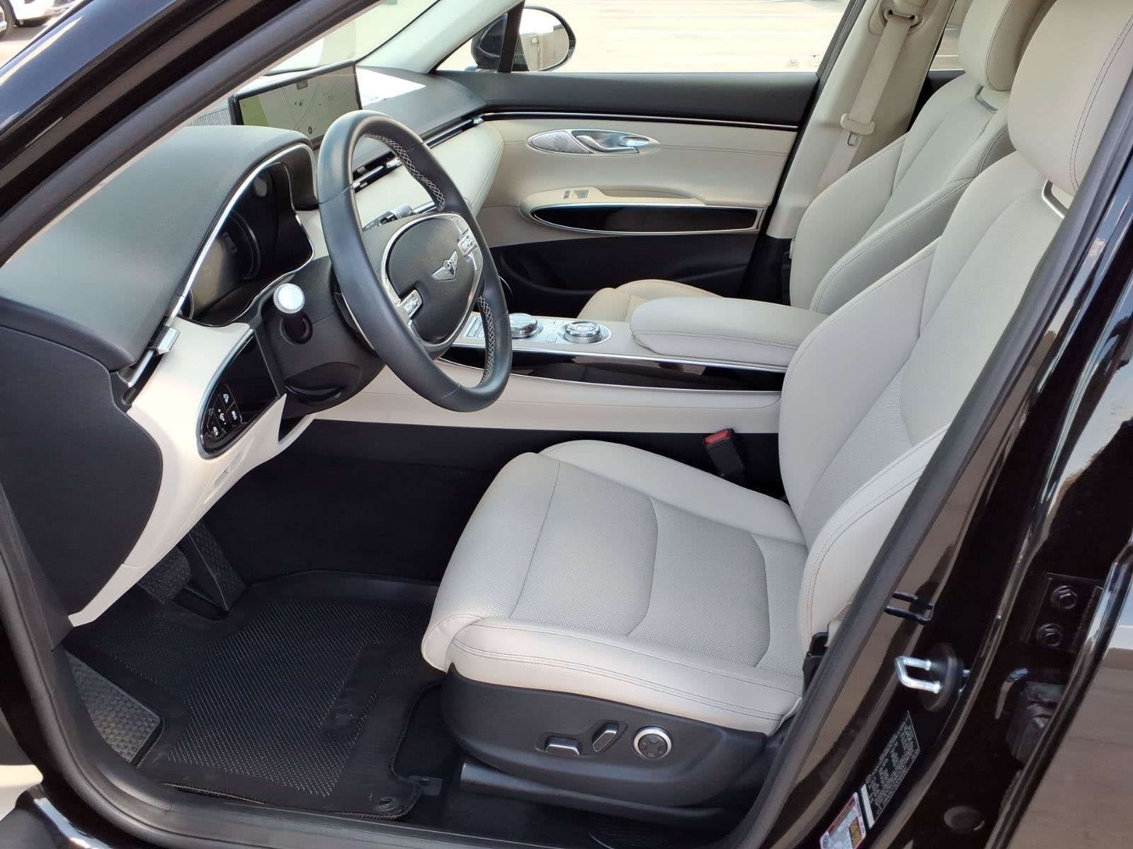 2024 Genesis GV70 2.5T