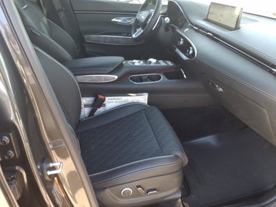 2024 Genesis GV70 Base