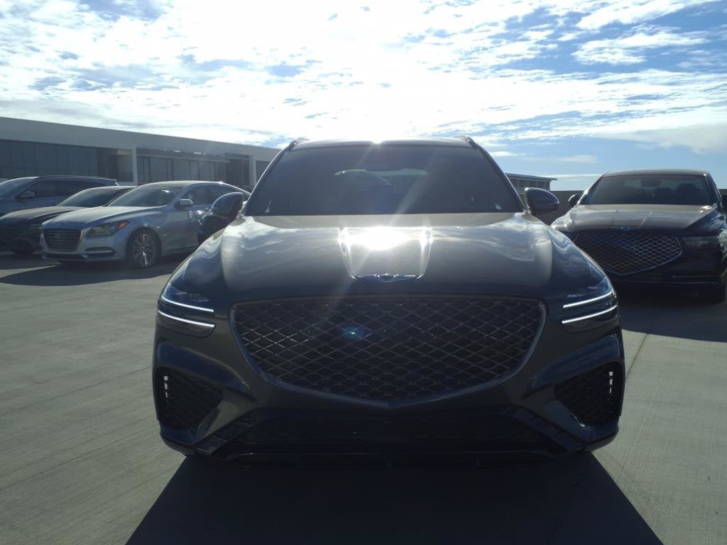2024 Genesis GV70 Base