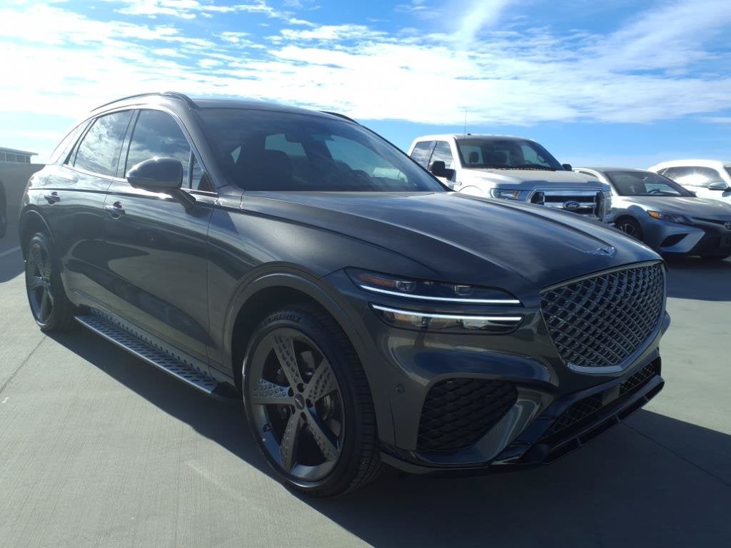 2024 Genesis GV70 Base