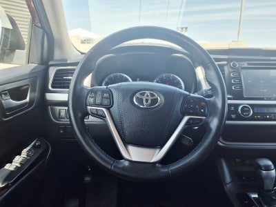 2018 Toyota Highlander Base