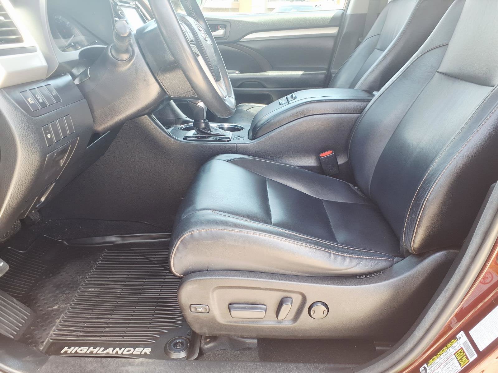 2018 Toyota Highlander Base