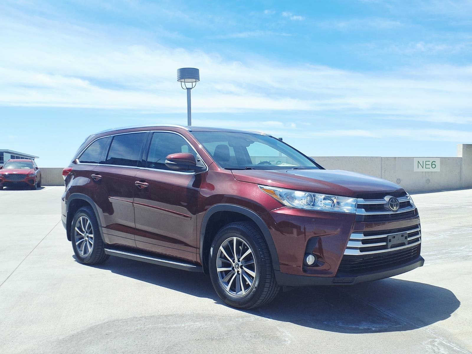 2018 Toyota Highlander Base