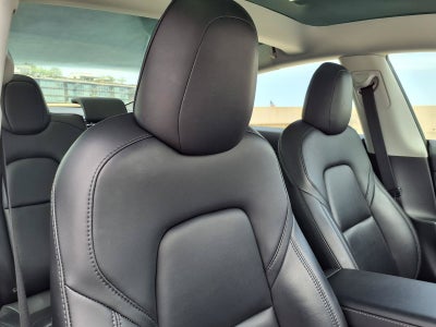 2023 Tesla Model 3 RWD