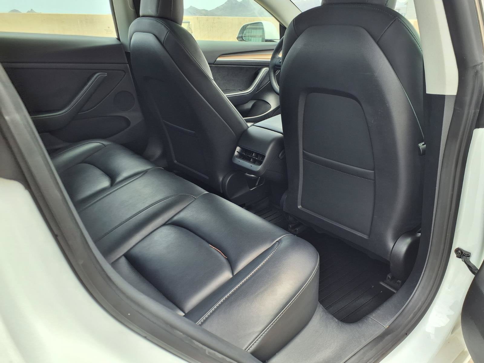 2023 Tesla Model 3 RWD