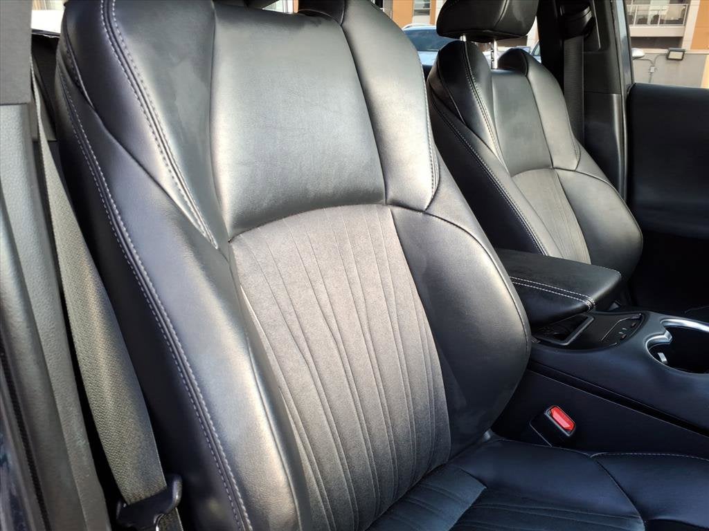 2021 Toyota Venza Base