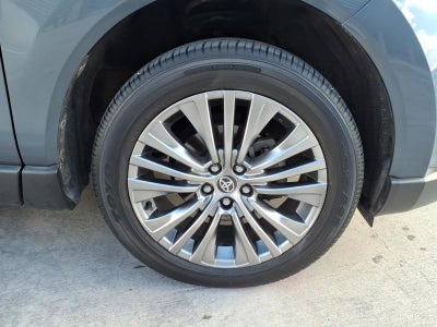 2021 Toyota Venza Base