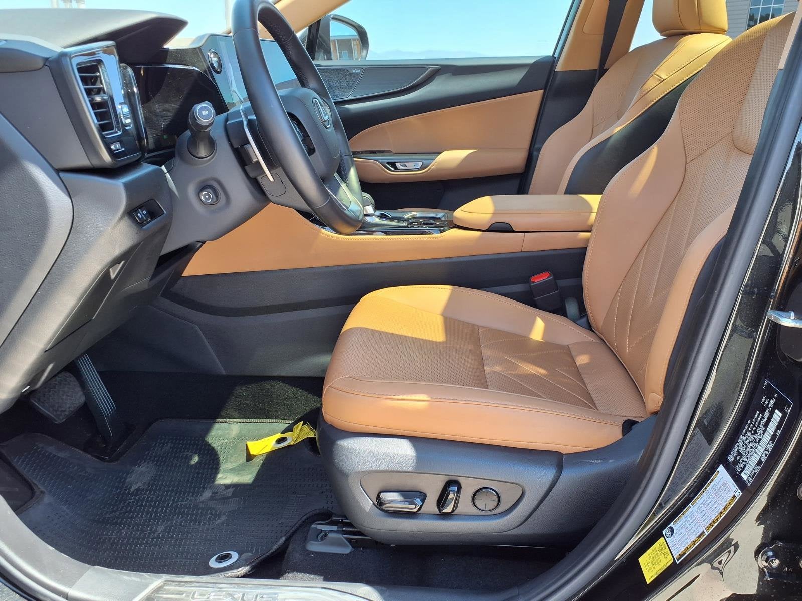 2024 Lexus NX LUXU