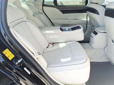 2023 Genesis G90 BASE