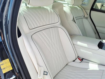 2023 Genesis G90 BASE