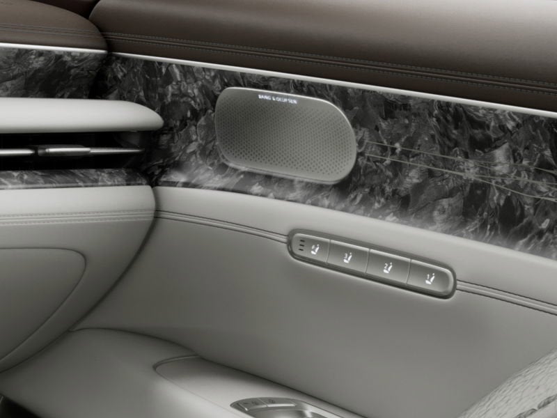 2026 Genesis G90 3.5T E-SC MHEV