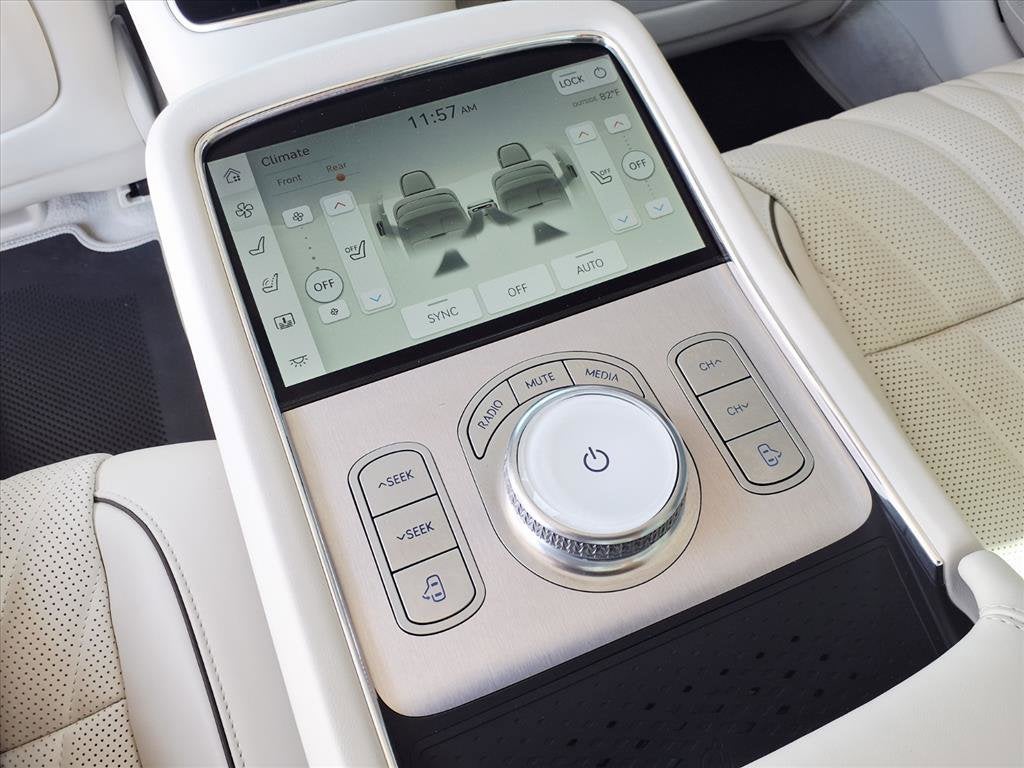 2024 Genesis G90 ESC