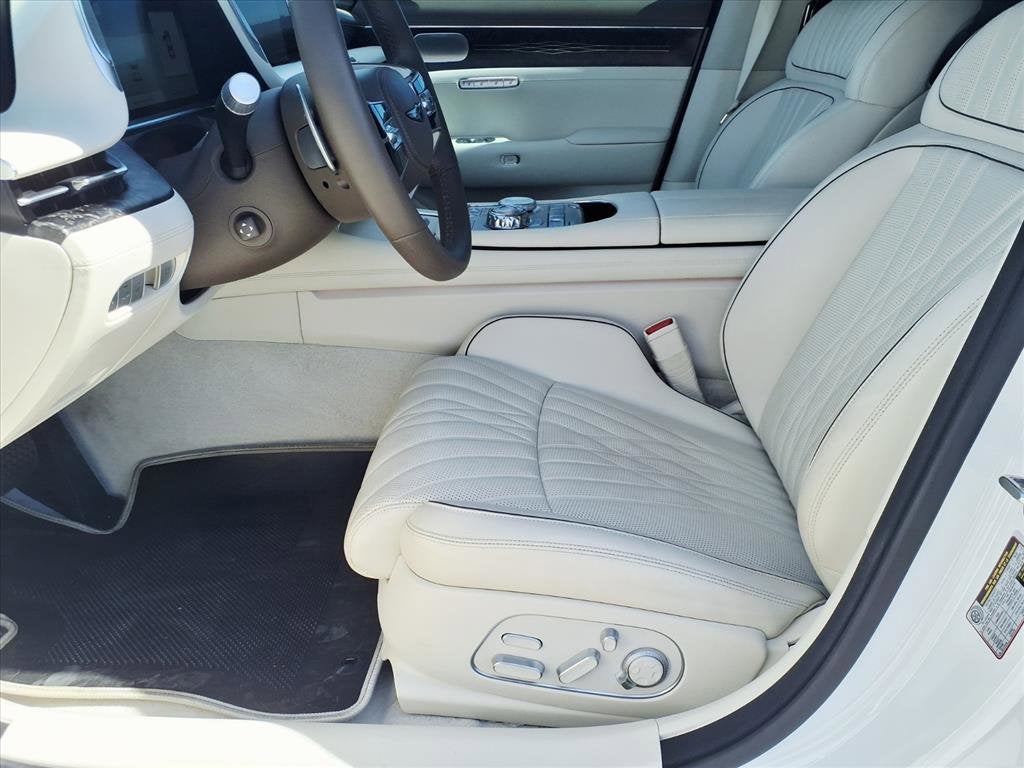 2024 Genesis G90 ESC