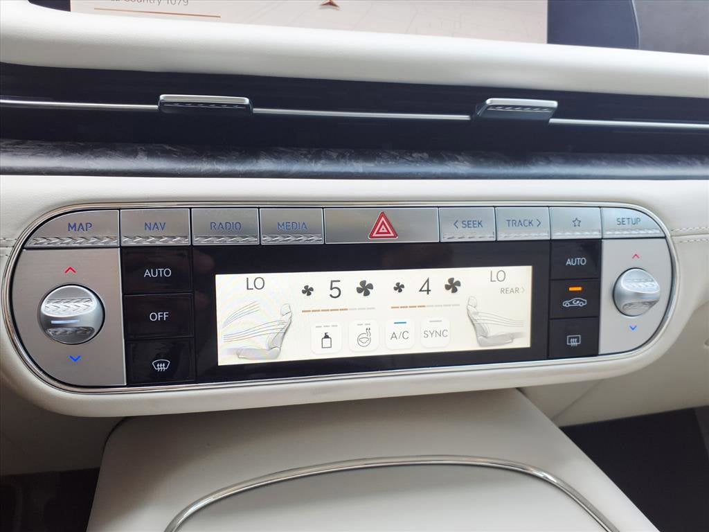 2024 Genesis G90 ESC