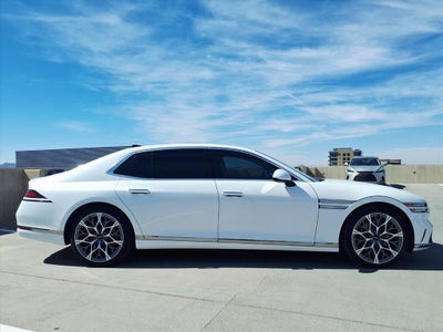 2024 Genesis G90 ESC