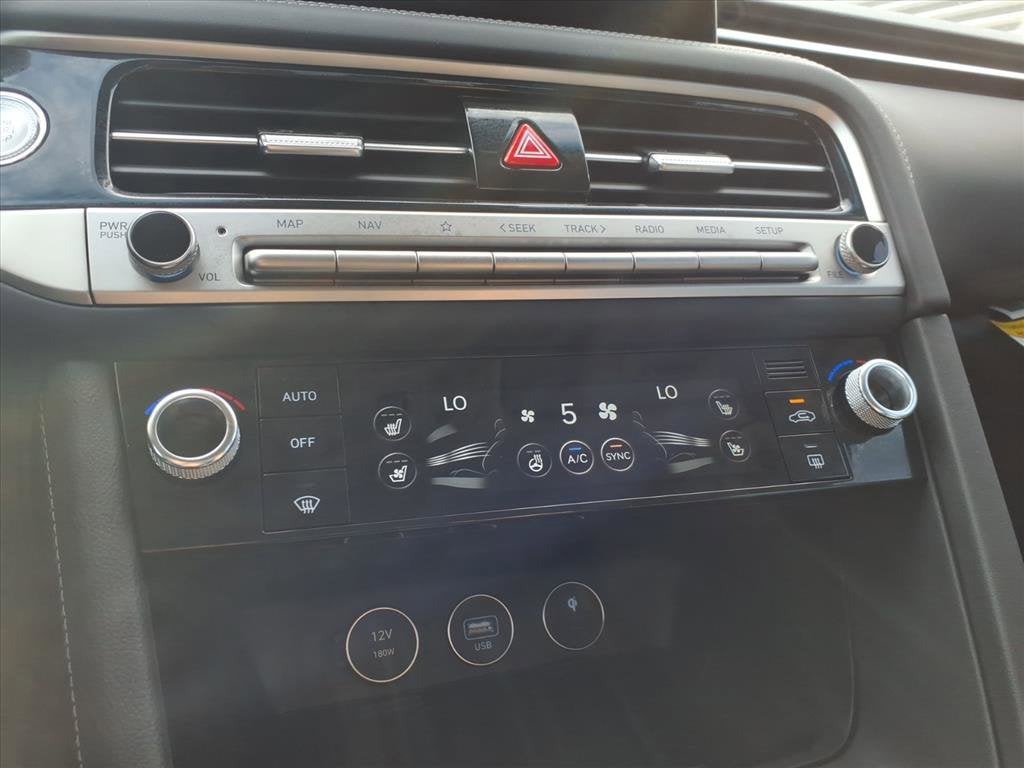 2026 Genesis G70 2.5T Prestige