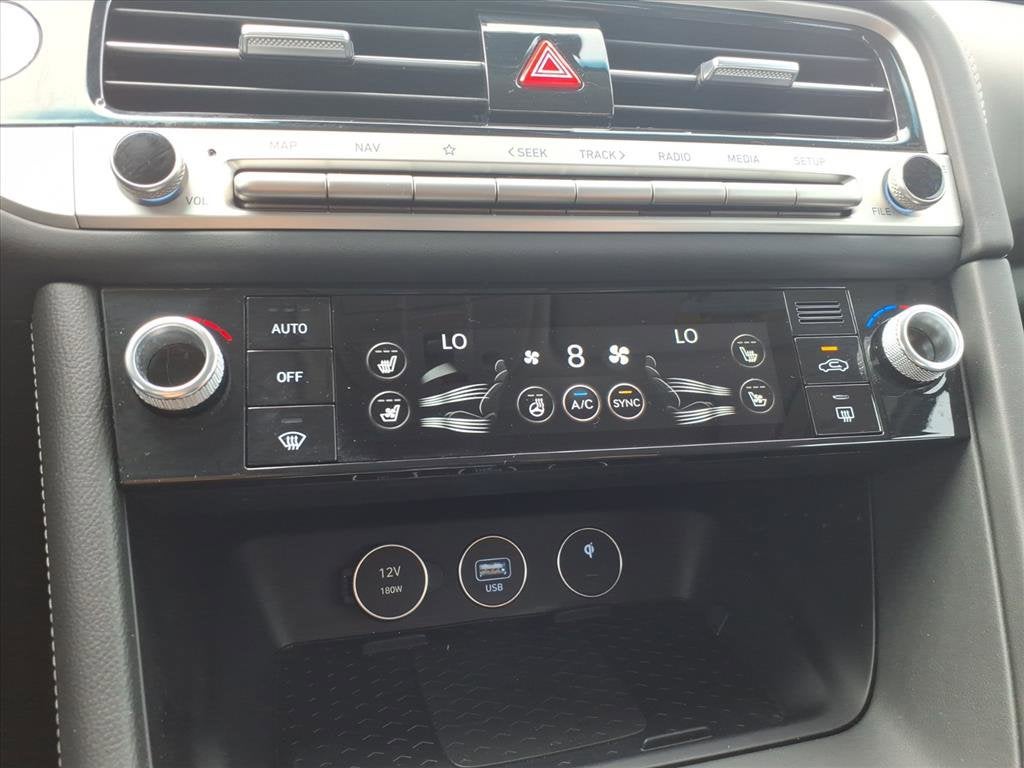 2026 Genesis G70 2.5T Prestige