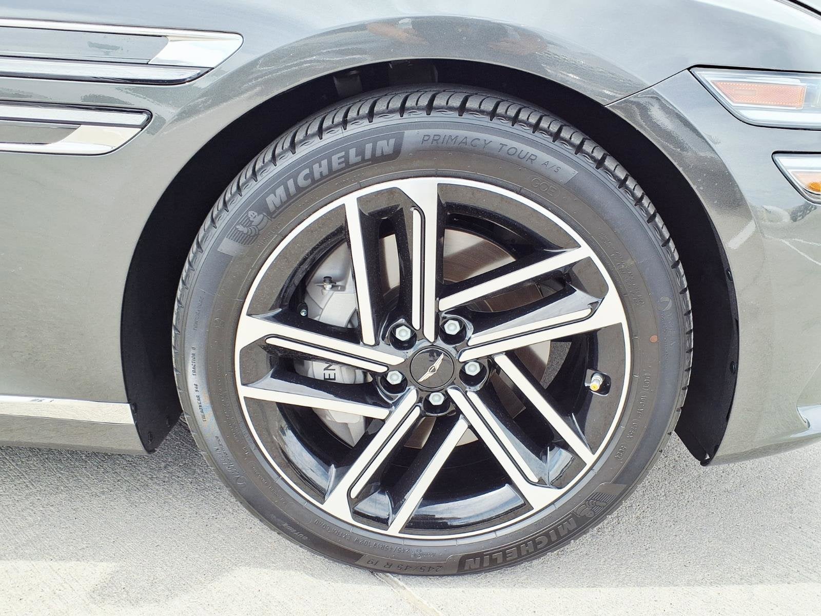 2026 Genesis G80 2.5T Advanced