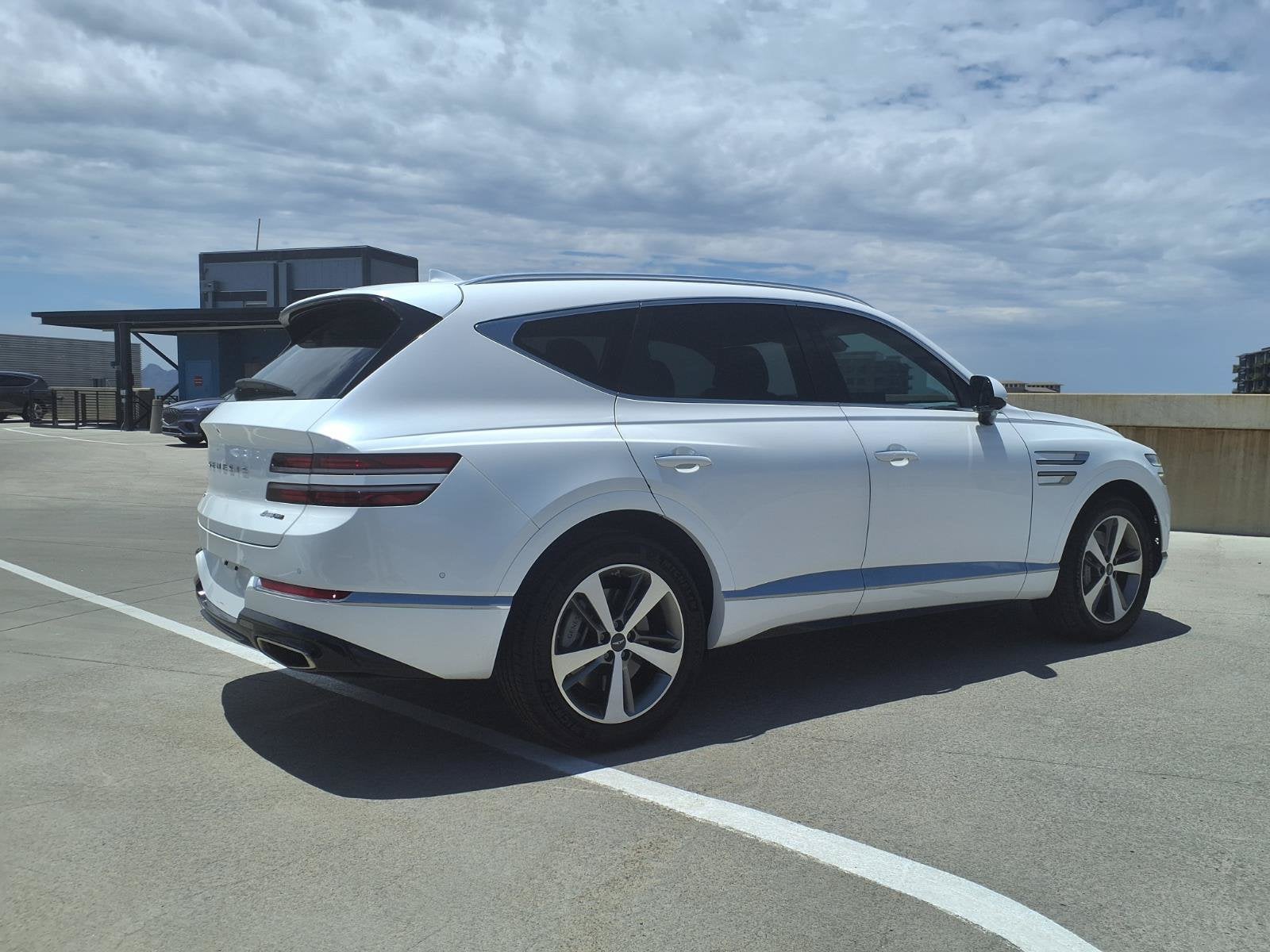 2023 Genesis GV80 Advanced +