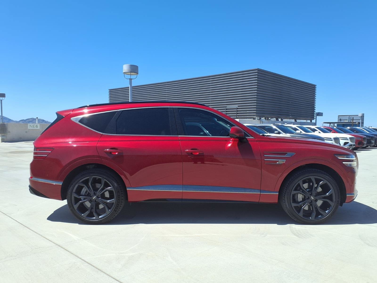 2024 Genesis GV80 Prestige Signature