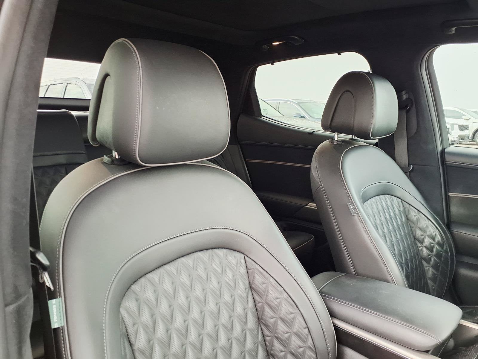 2023 Genesis GV60 PERFORM
