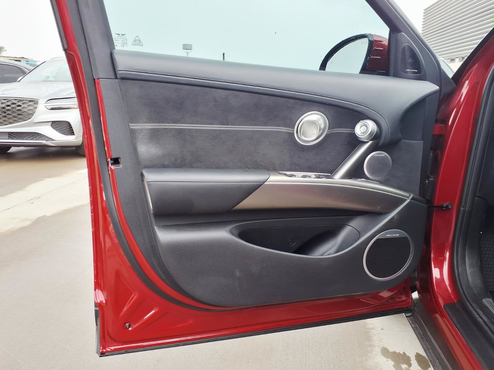 2023 Genesis GV60 PERFORM