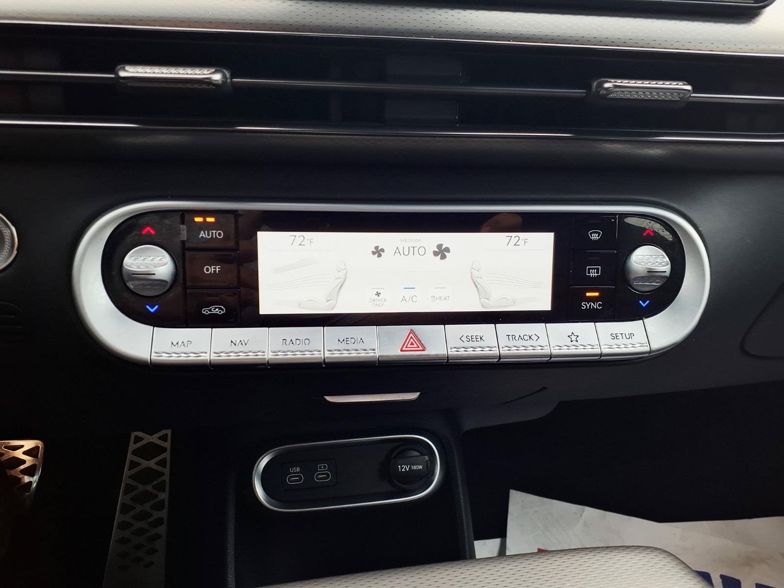 2023 Genesis GV60 PERFORM