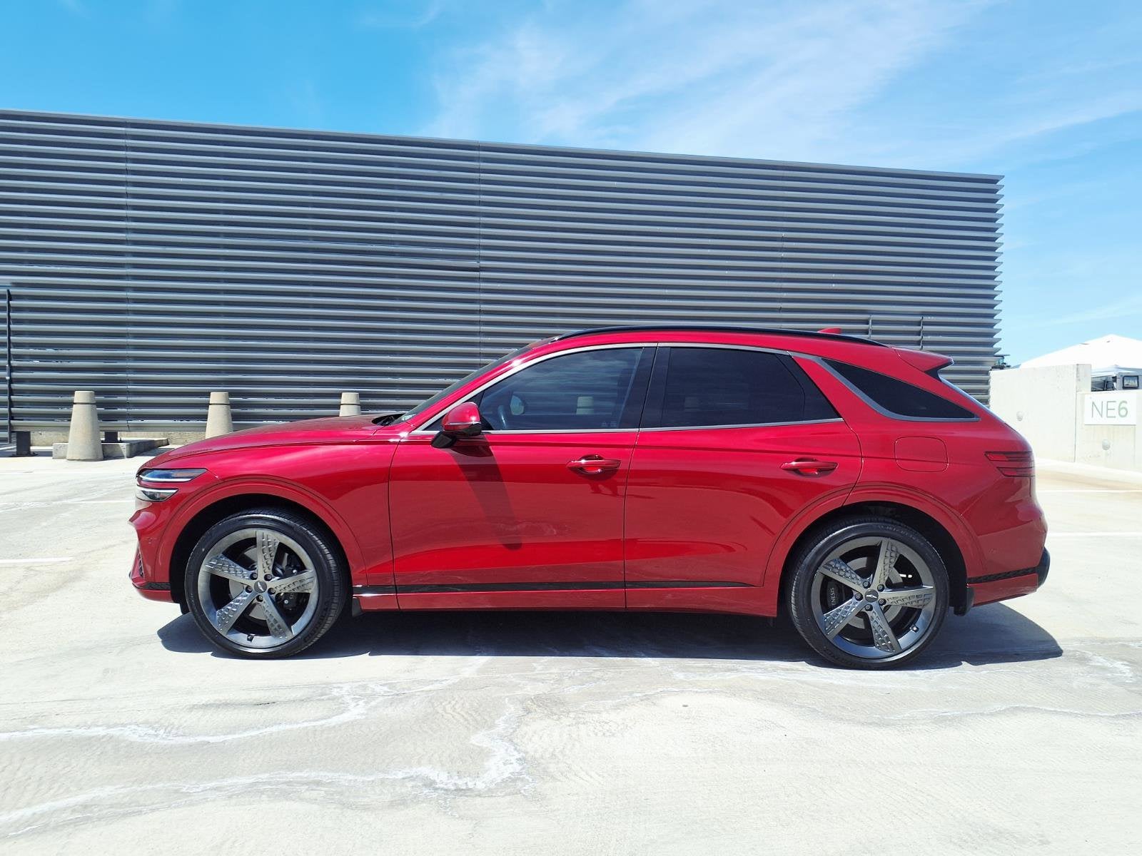 2023 Genesis GV70 2.5T