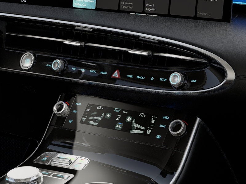 2027 Genesis GV70 BASE
