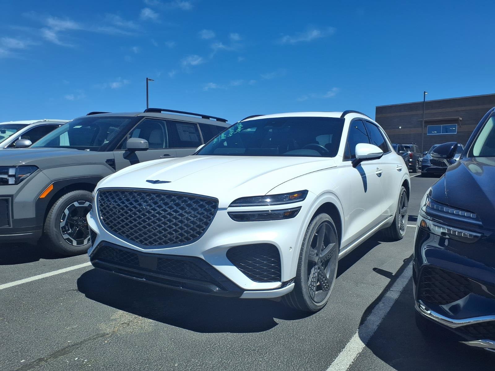 2023 Genesis GV70 2.5T