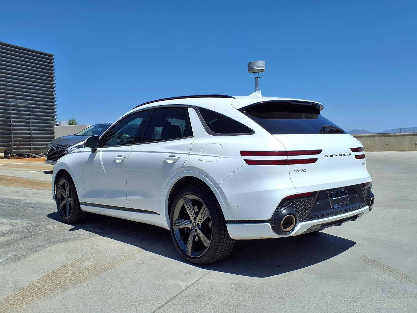 2023 Genesis GV70 2.5T