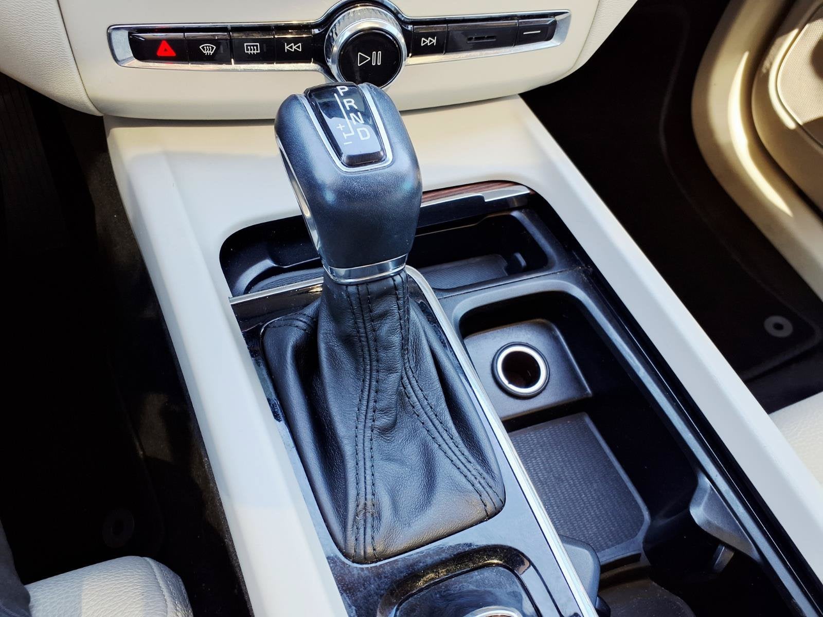 2019 Volvo XC60 T5INSCRIPT